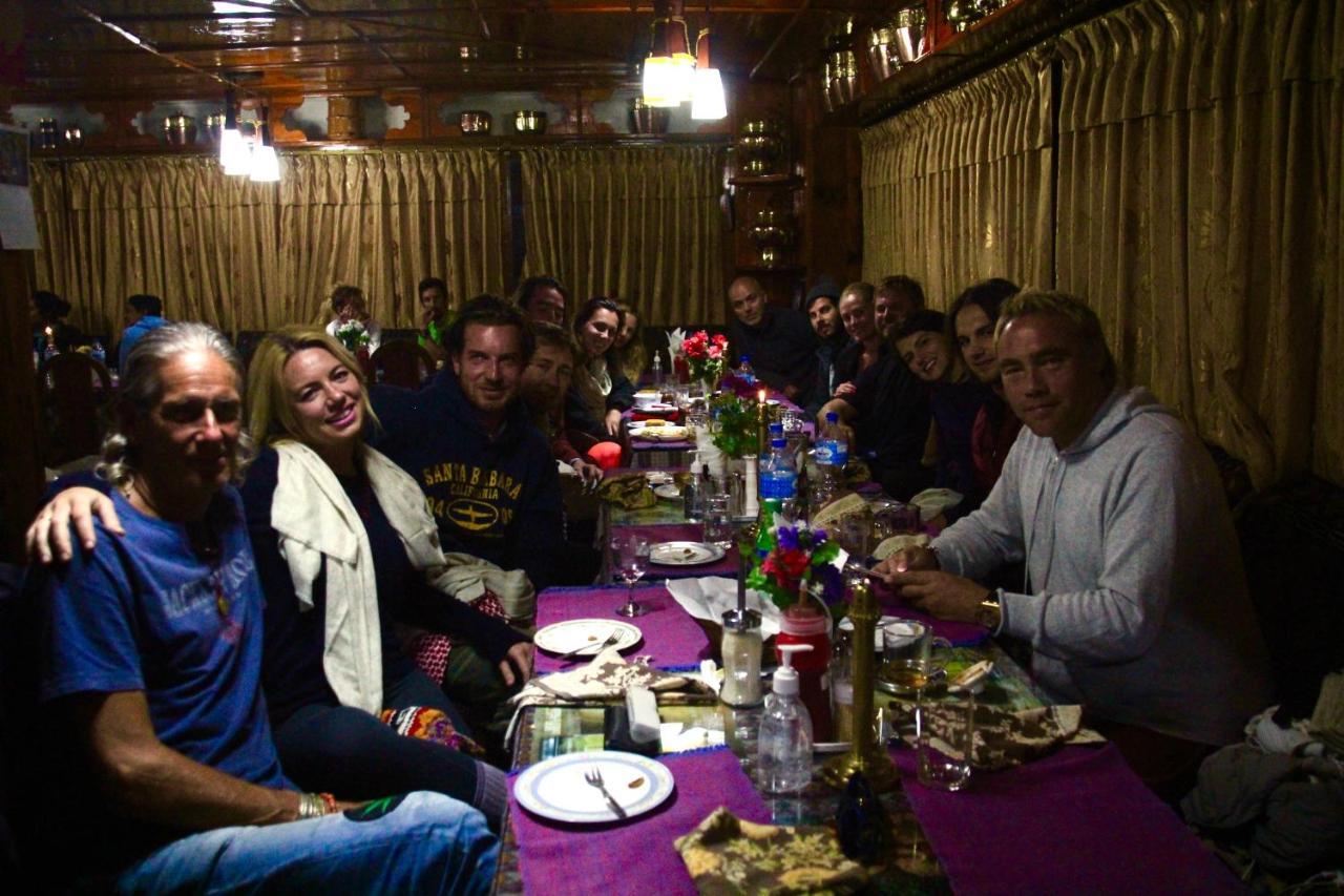 Panorama Lodge And Restaurant Namche Bazar Exterior photo