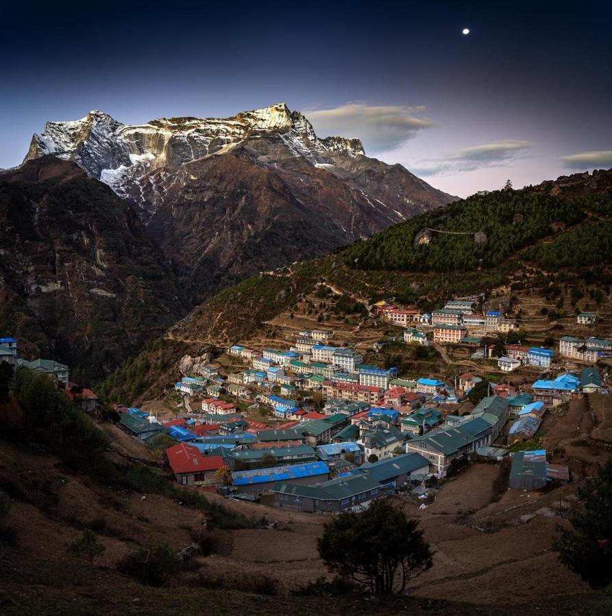 Panorama Lodge And Restaurant Namche Bazar Exterior photo